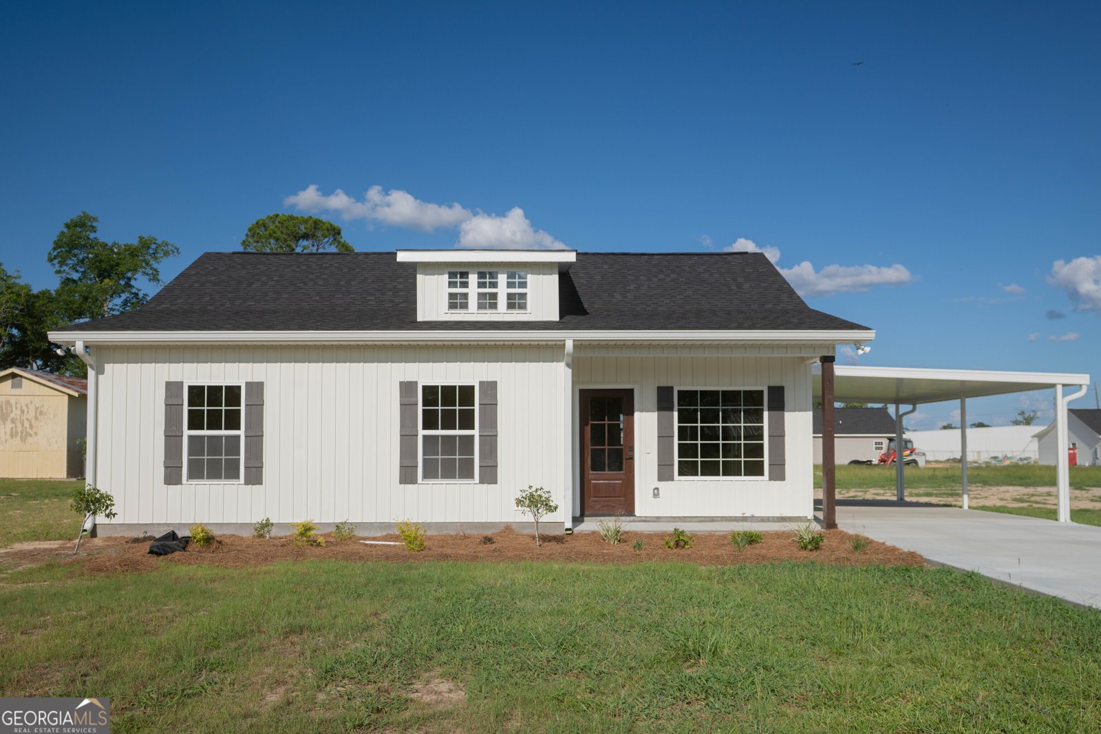 42 Walton Way Hazlehurst - 1
