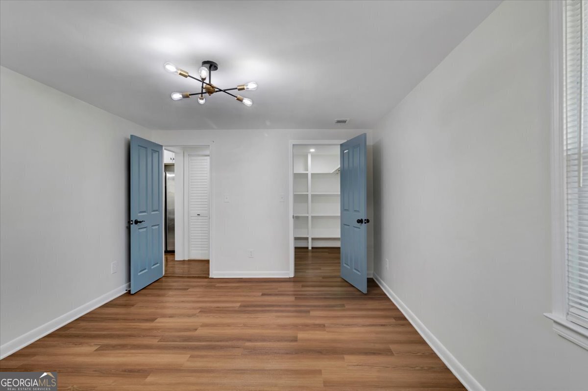 629 Moselle Drive Mableton - 33