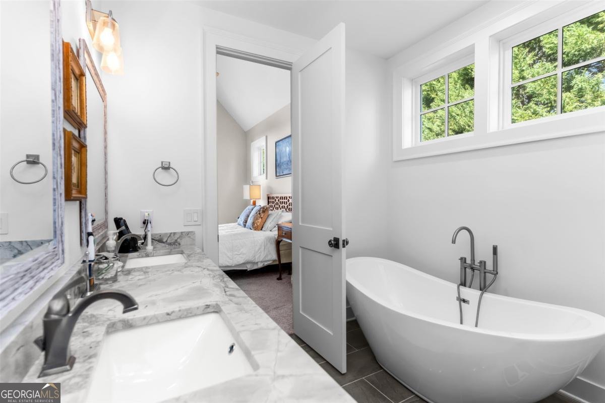 1041 Shoreline Drive Madison - 29