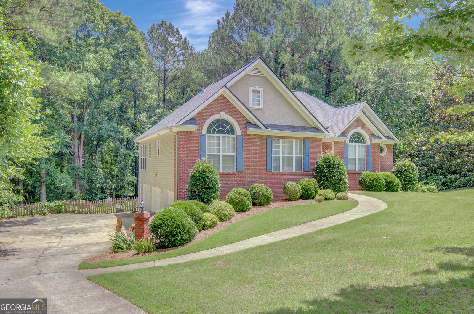 140 Rockglen Court Fayetteville - 2