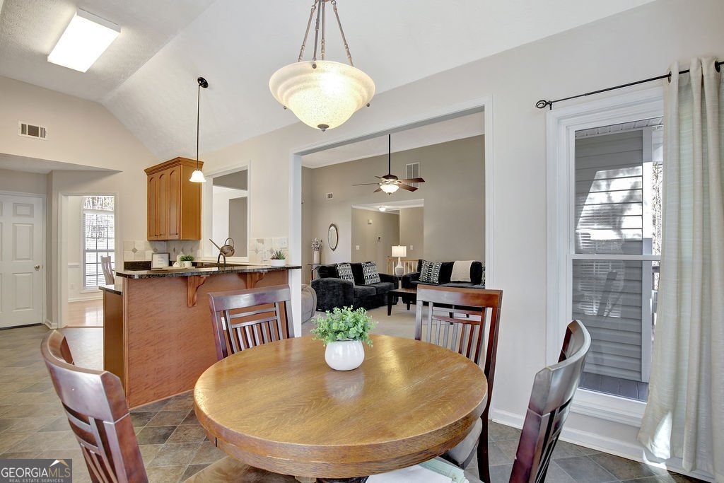 140 Rockglen Court Fayetteville - 27