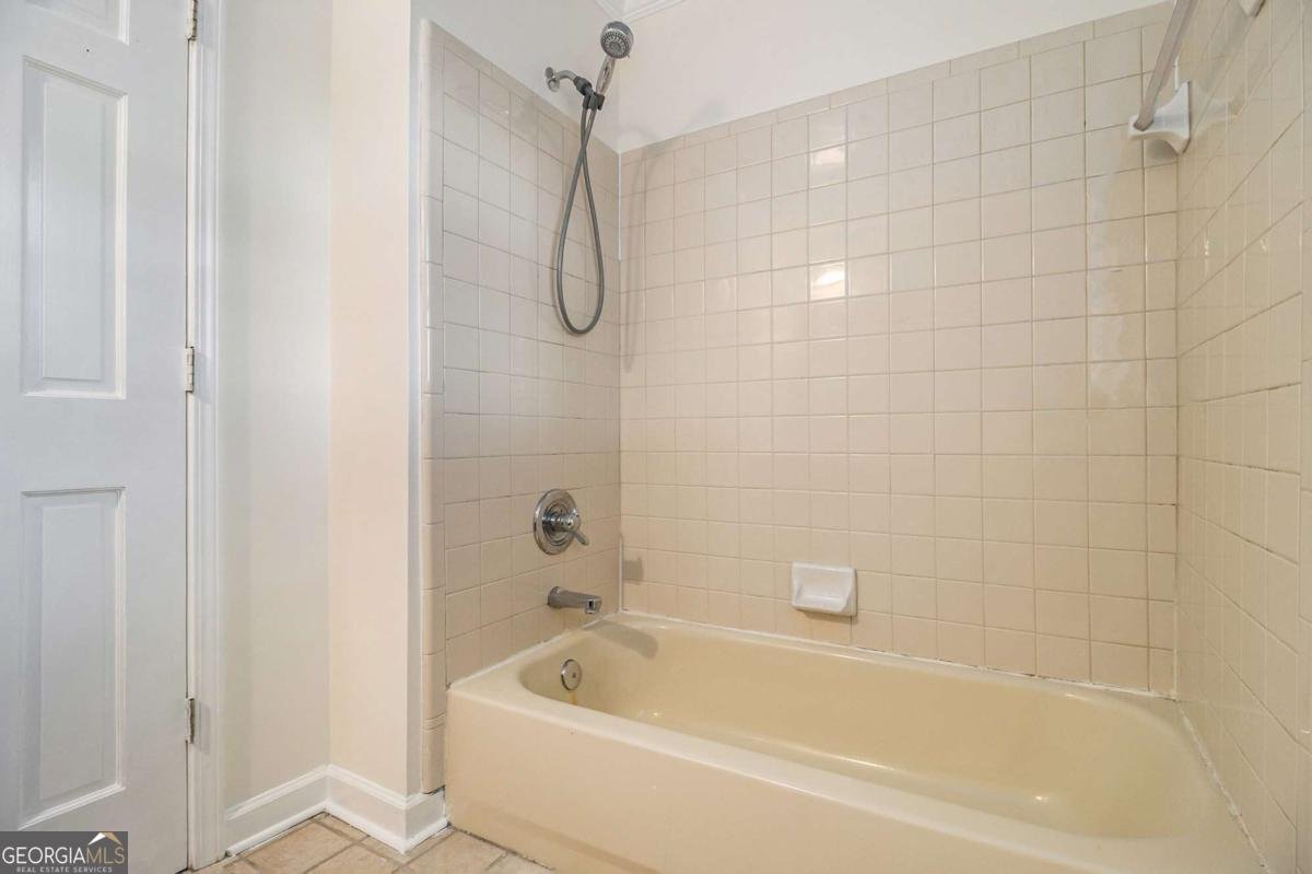 930 Camden Hill Court Lawrenceville - 20