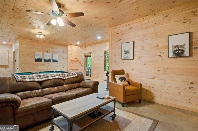 263 WINDY VALLEY Lane Blue Ridge - 29