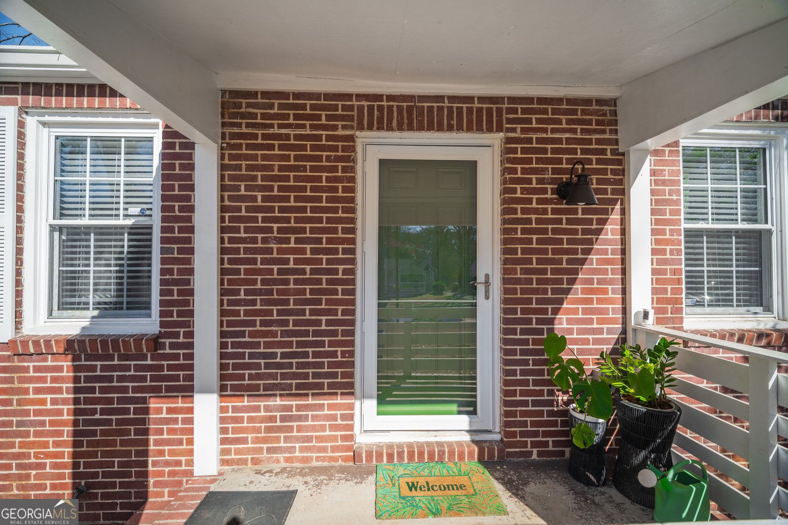 1475 ELIZABETH Lane East Point - 2