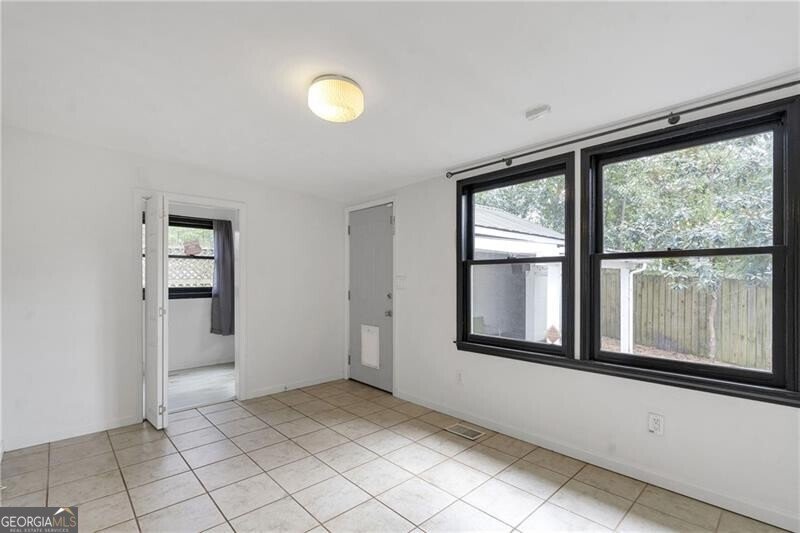 1631 DRESDEN Drive Brookhaven - 21
