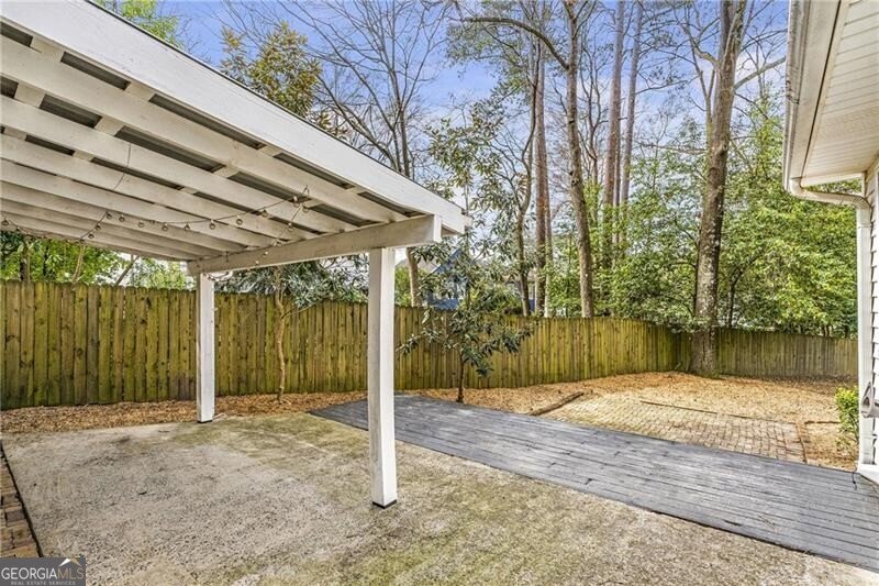 1631 DRESDEN Drive Brookhaven - 31