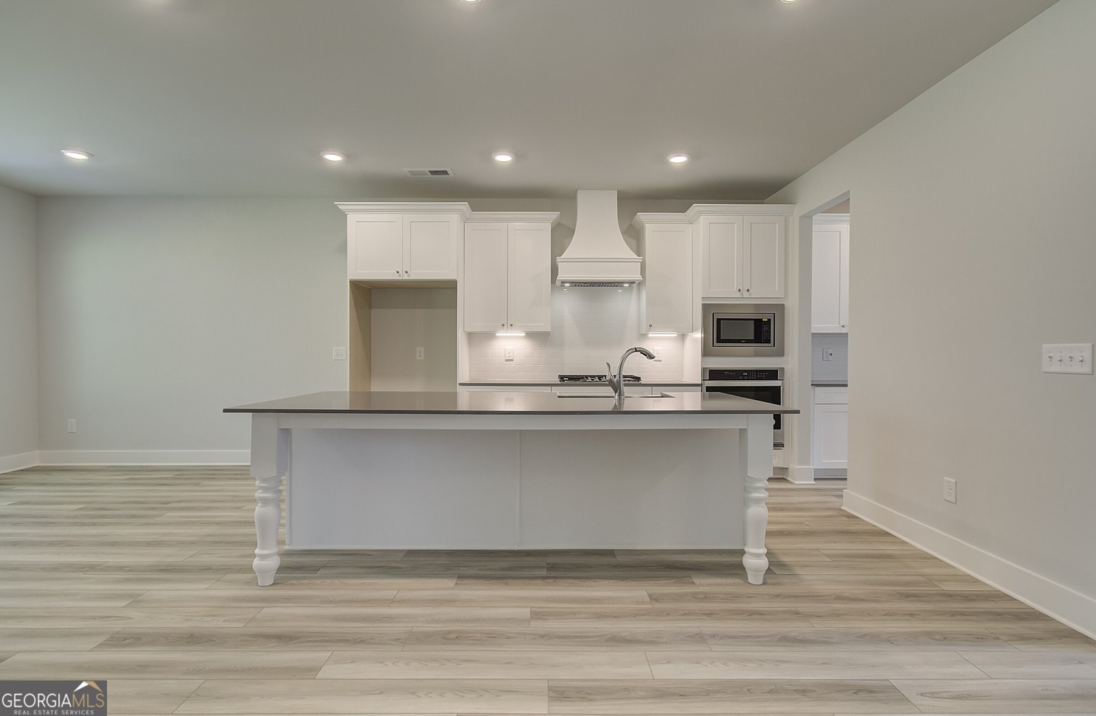 141 Compass Road Hampton - 10