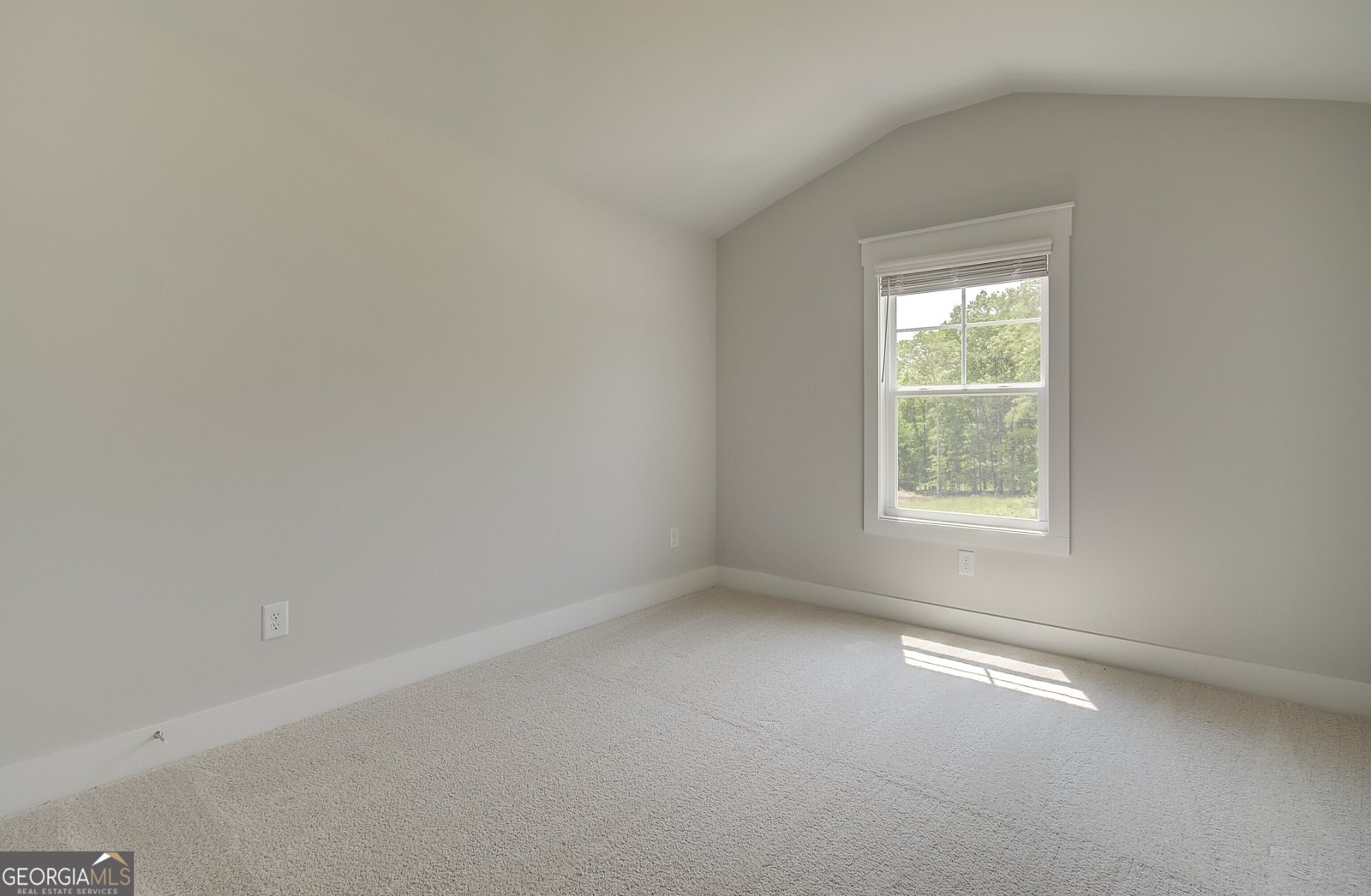 141 Compass Road Hampton - 27