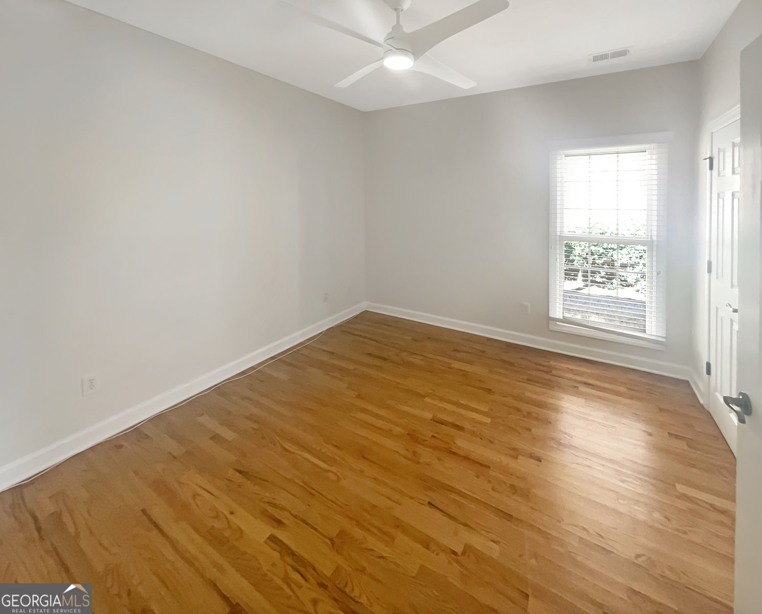1832 Glenwood Lane Snellville - 10