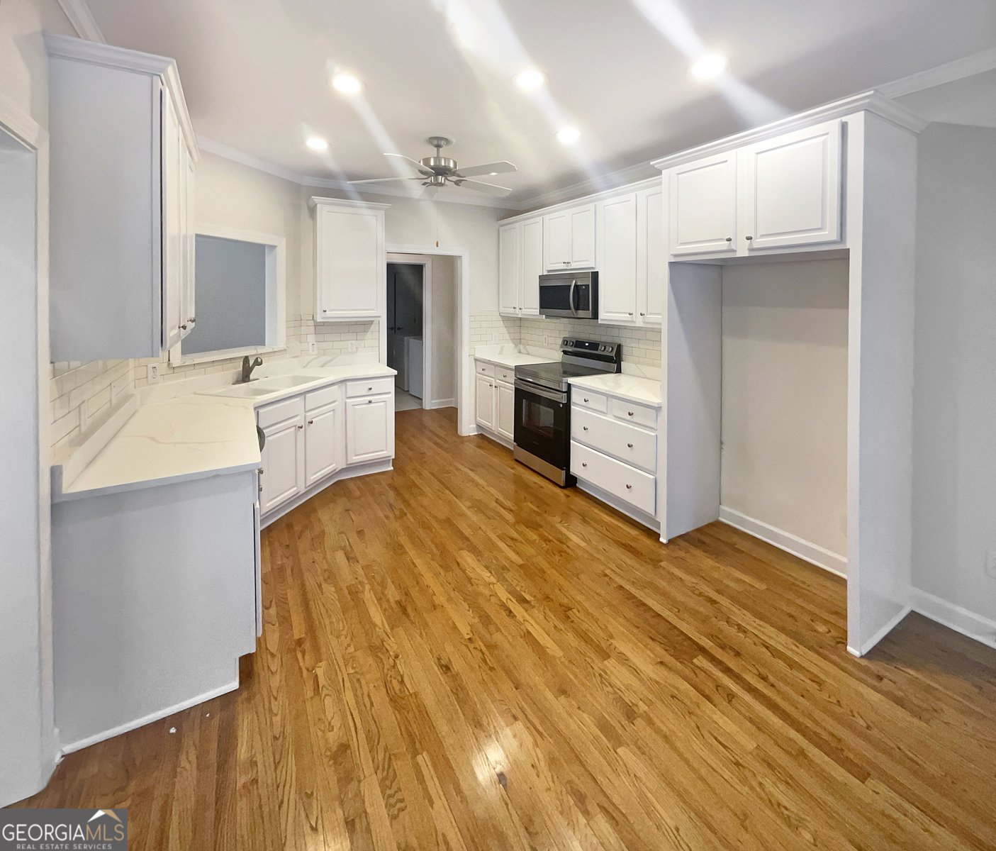 1832 Glenwood Lane Snellville - 6