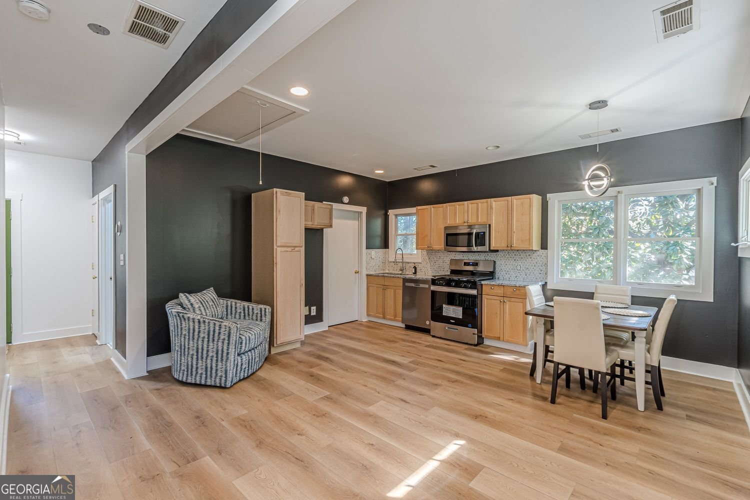 3085 Remington Street East Point - 26