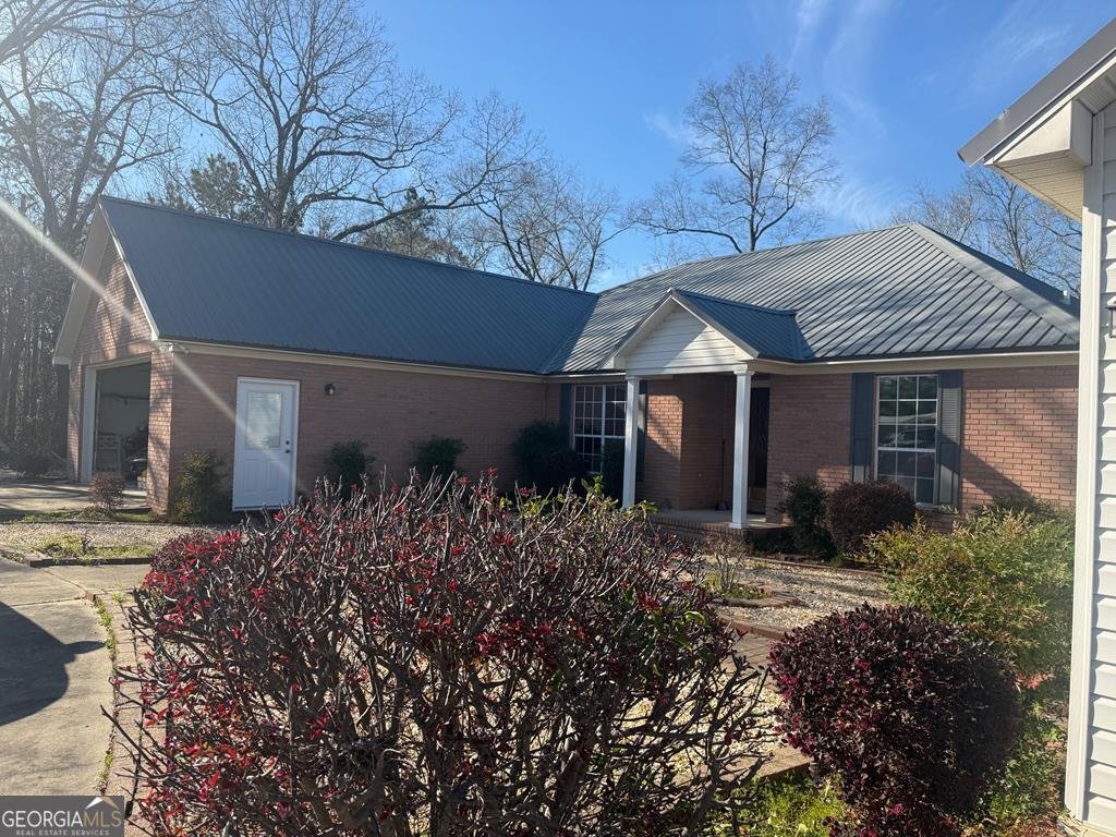 245 Cove Drive Abbeville - 1