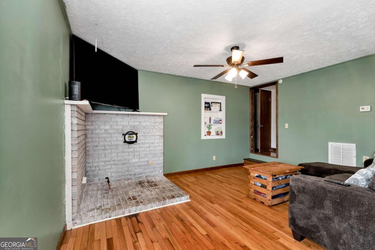 2986 Defoor Road Toccoa - 30