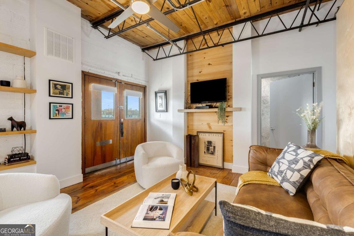 834 Dekalb Avenue Atlanta - 27