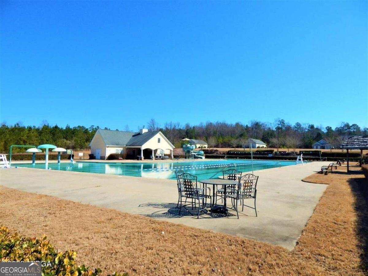 631 Ivy Brook Way Macon - 40