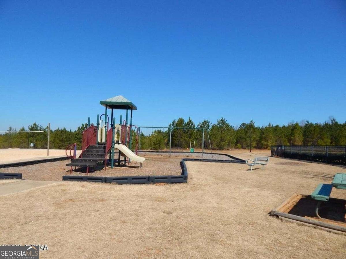 631 Ivy Brook Way Macon - 42