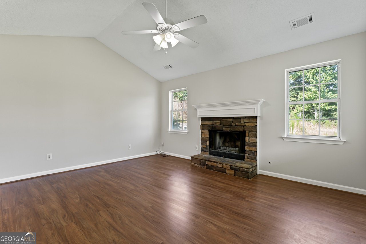 217 Crystal Court Hampton - 16