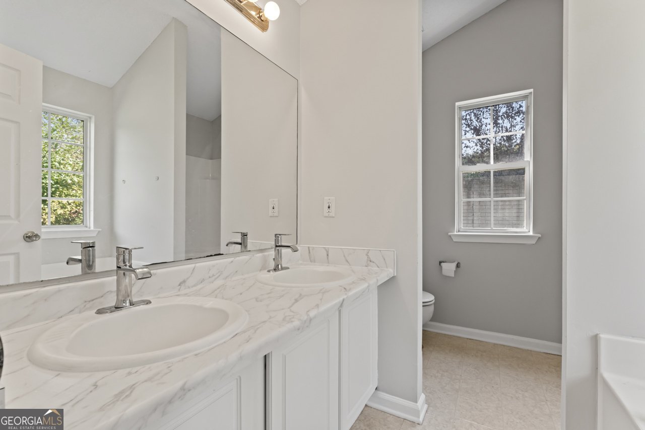 217 Crystal Court Hampton - 23