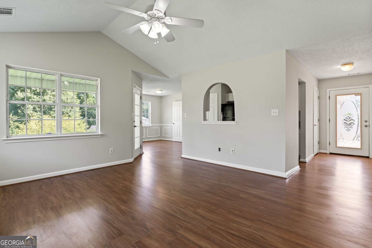 217 Crystal Court Hampton - 8