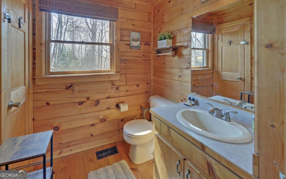 184 Smith Hill Road Cherry Log - 13