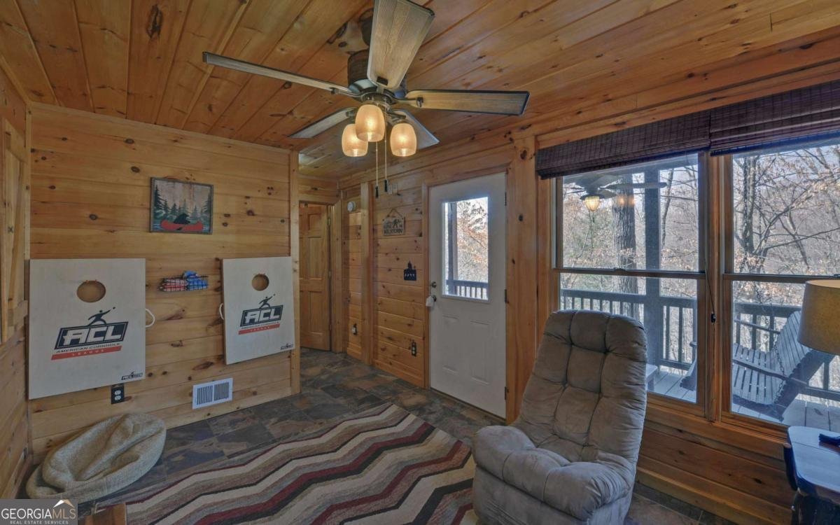184 Smith Hill Road Cherry Log - 19