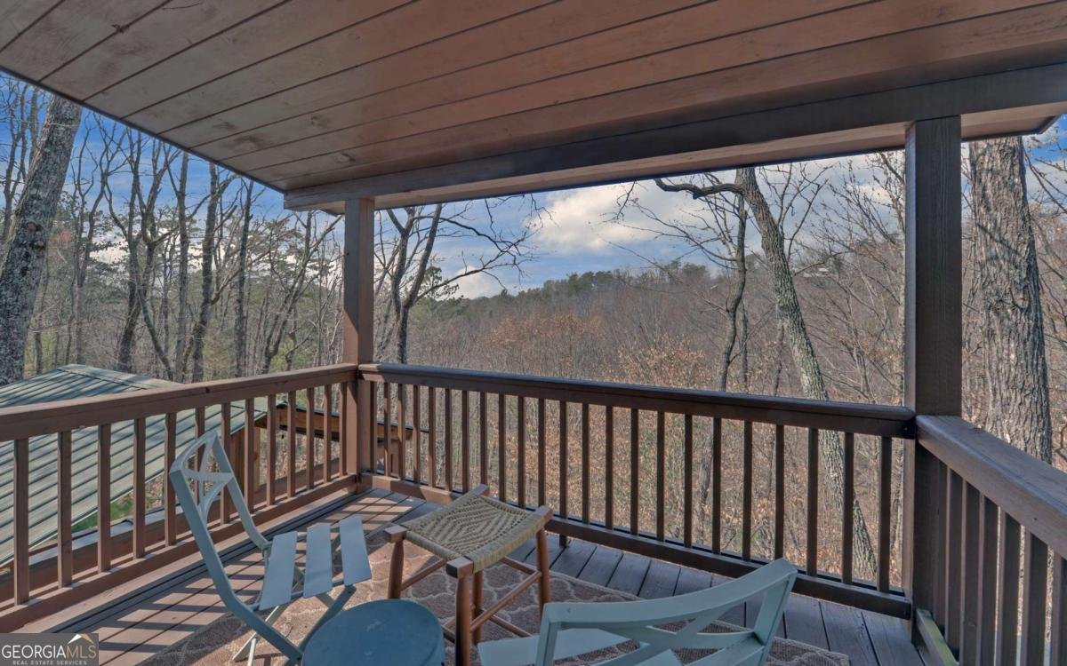 184 Smith Hill Road Cherry Log - 26