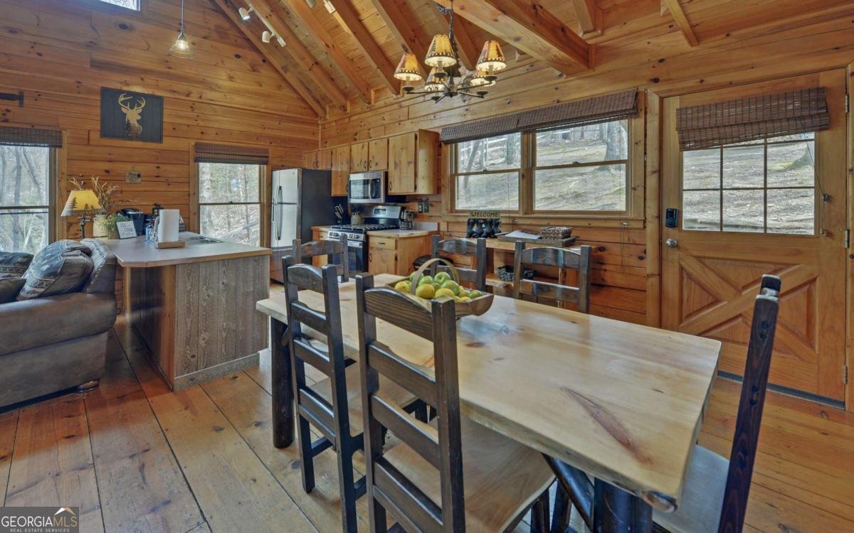 184 Smith Hill Road Cherry Log - 3