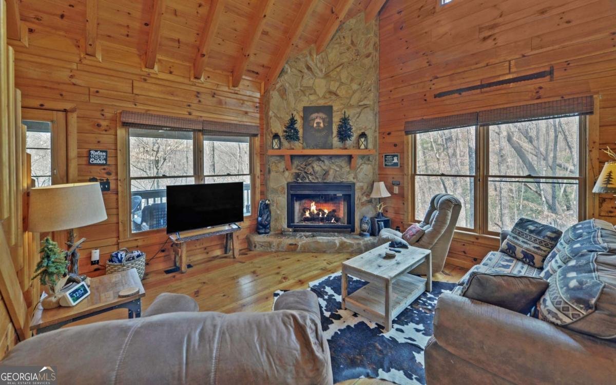 184 Smith Hill Road Cherry Log - 9