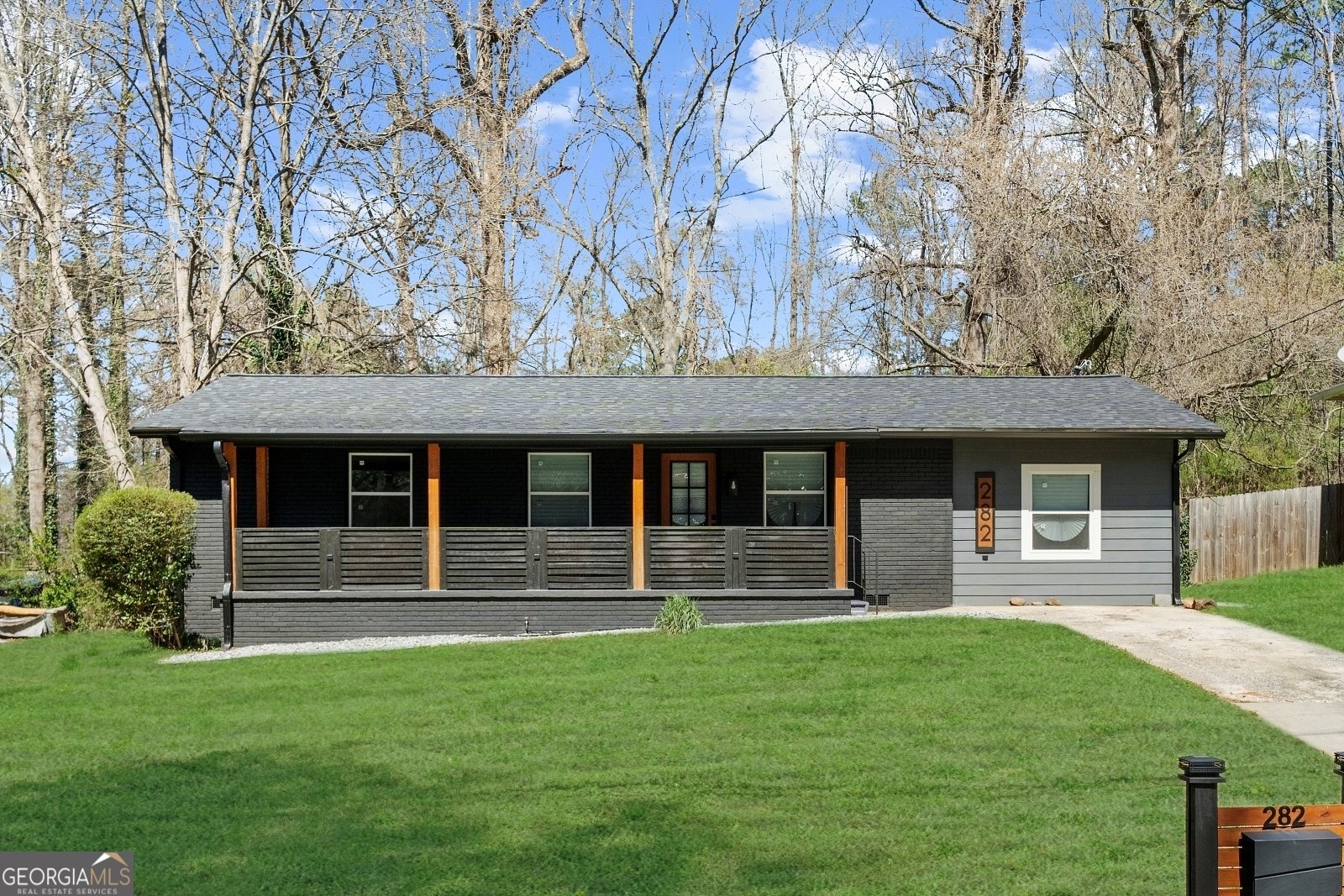 282 Oak Drive Atlanta - 2