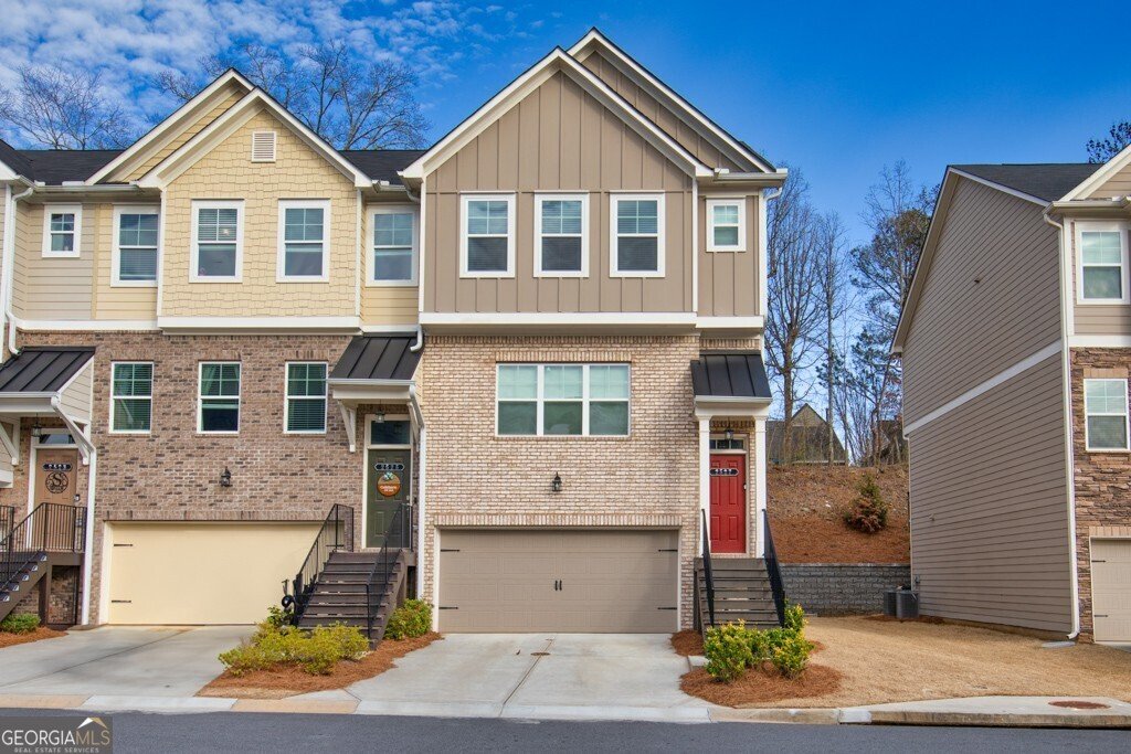 2527 Hedgeway Circle Kennesaw - 1