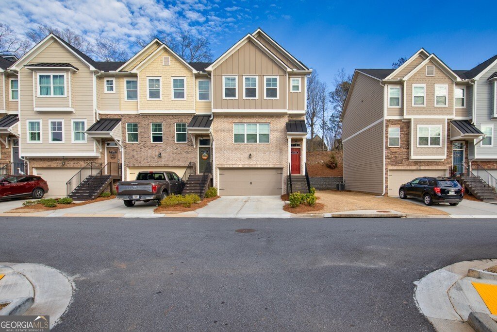 2527 Hedgeway Circle Kennesaw - 2