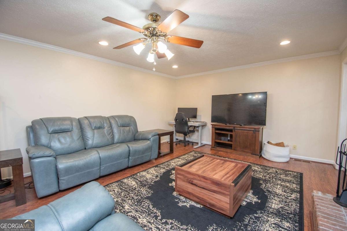 207 Lakeshore Way Lagrange - 4