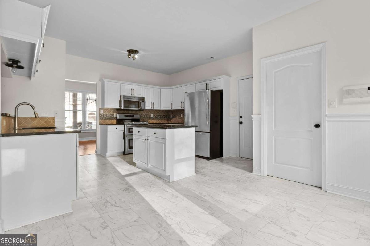 675 Timber Ives Drive Dacula - 2
