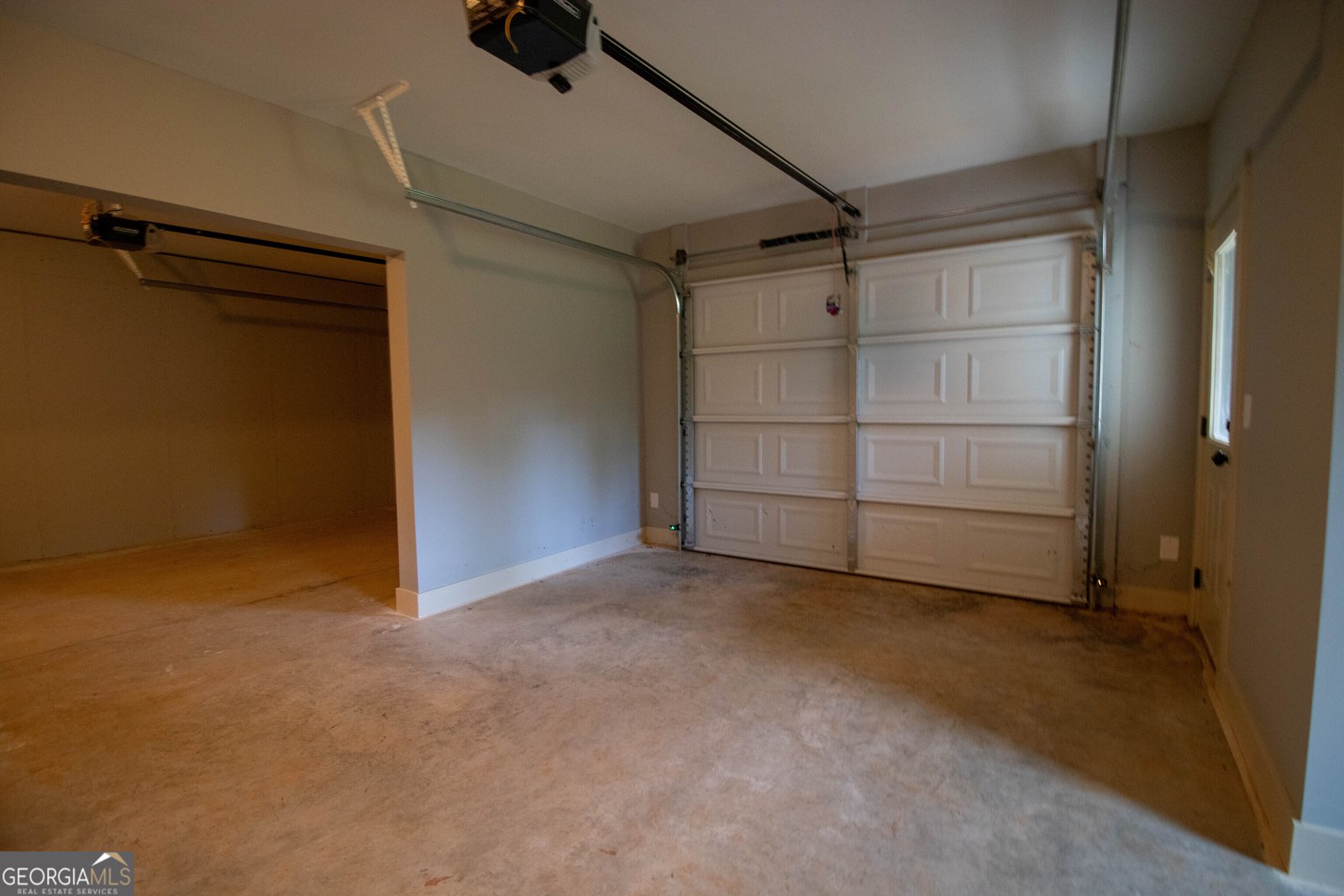 83 Hunts Ridge Drive Cleveland - 43