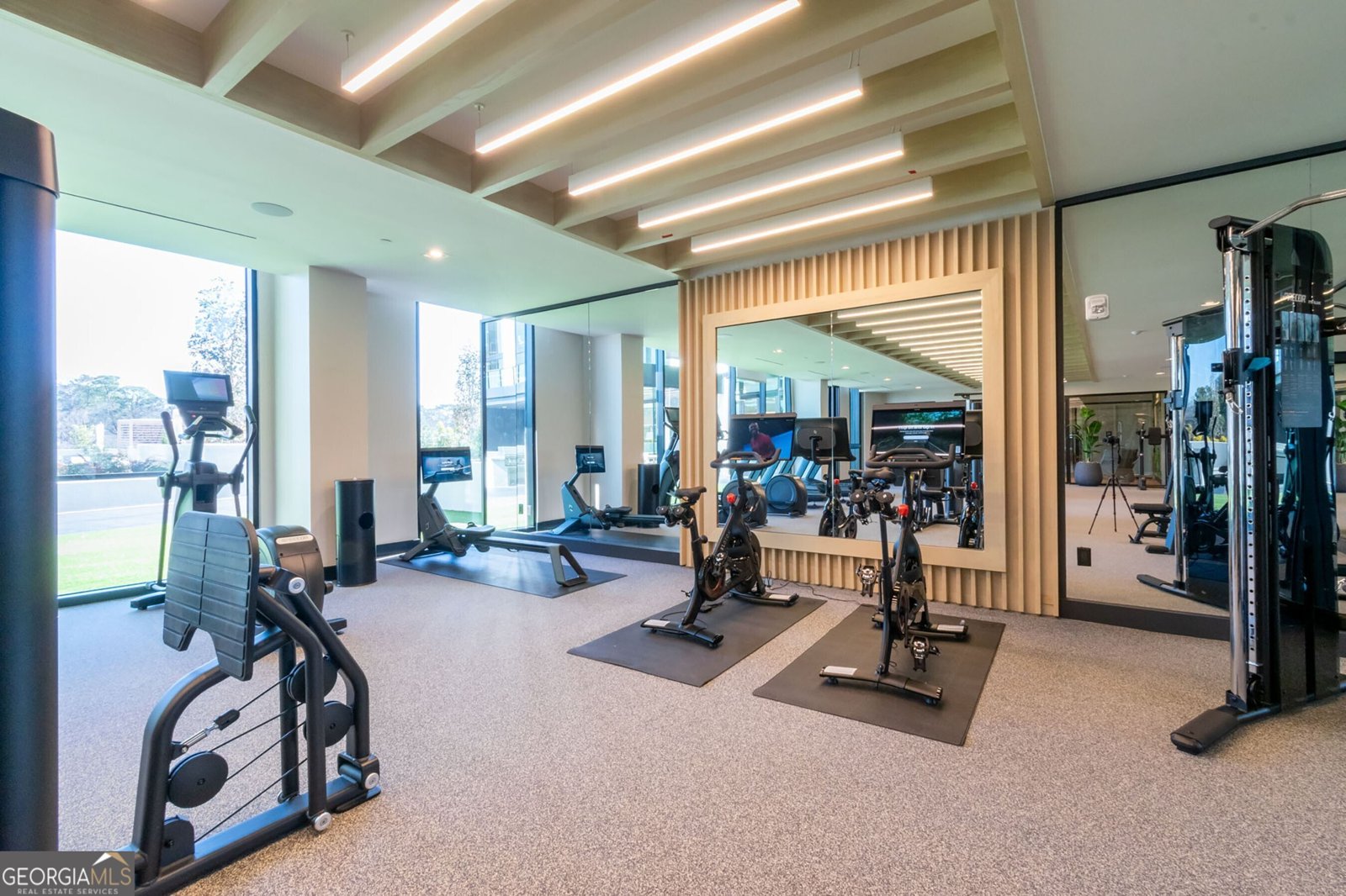 2425 Peachtree Road Atlanta - 48