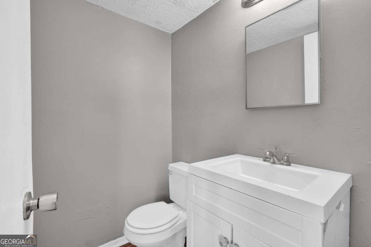 4701 Flat Shoals Road Union City - 28