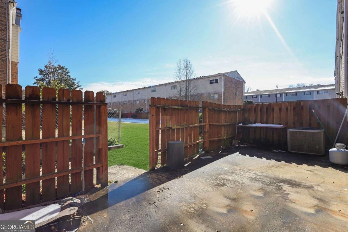 4701 Flat Shoals Road Union City - 36