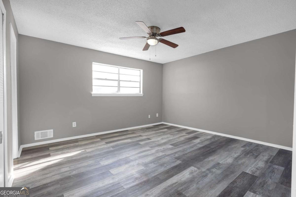 4701 Flat Shoals Road Union City - 4