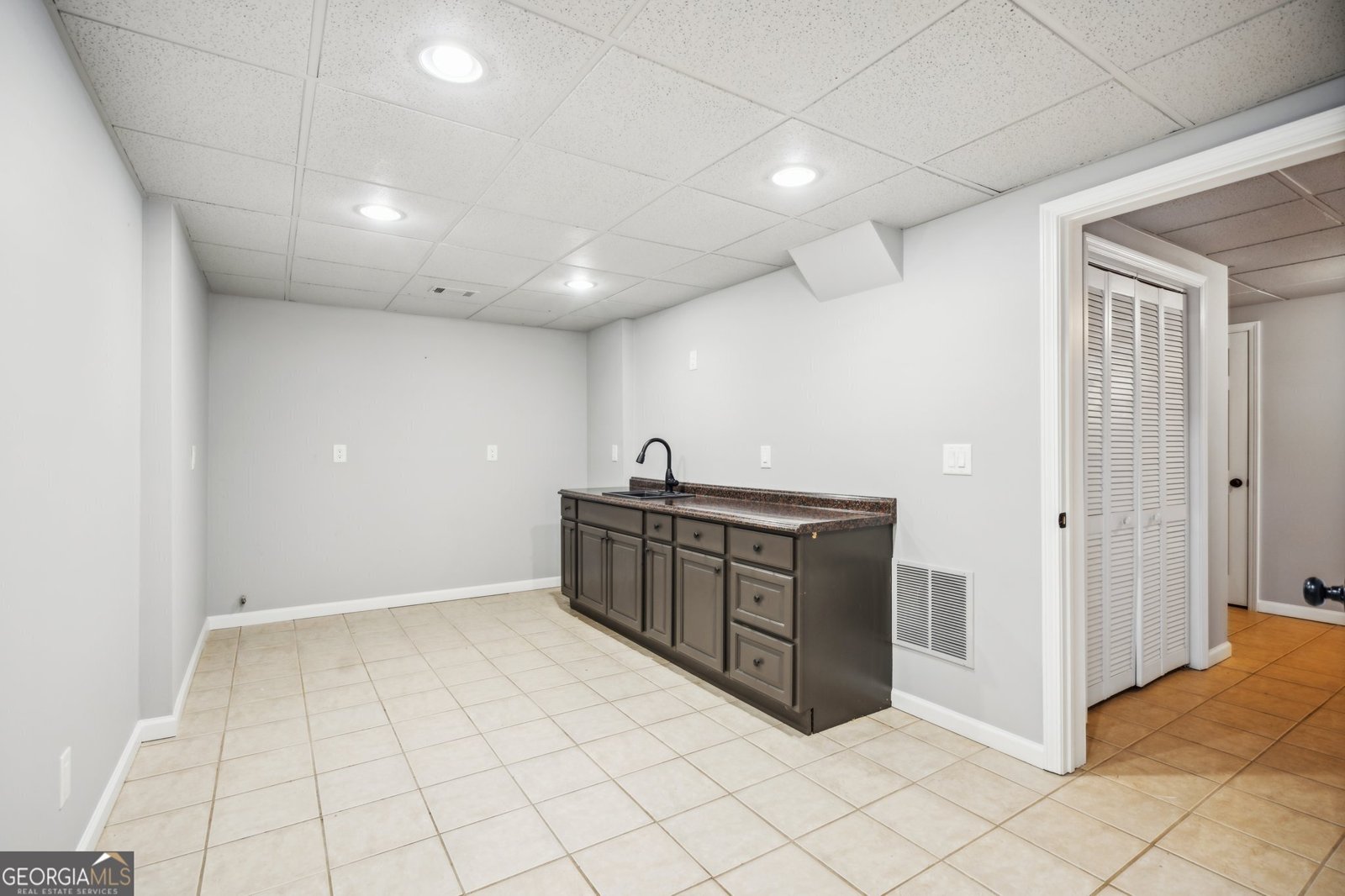 8625 Anchor On Lanier Court Gainesville - 44