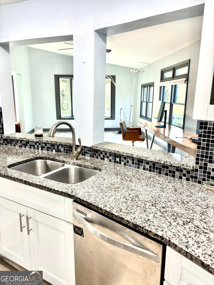3810 Galloway Drive Roswell - 19