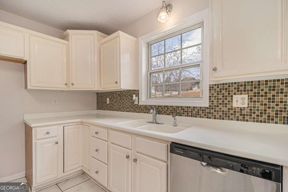 109 Melrose Creek Drive Stockbridge - 11