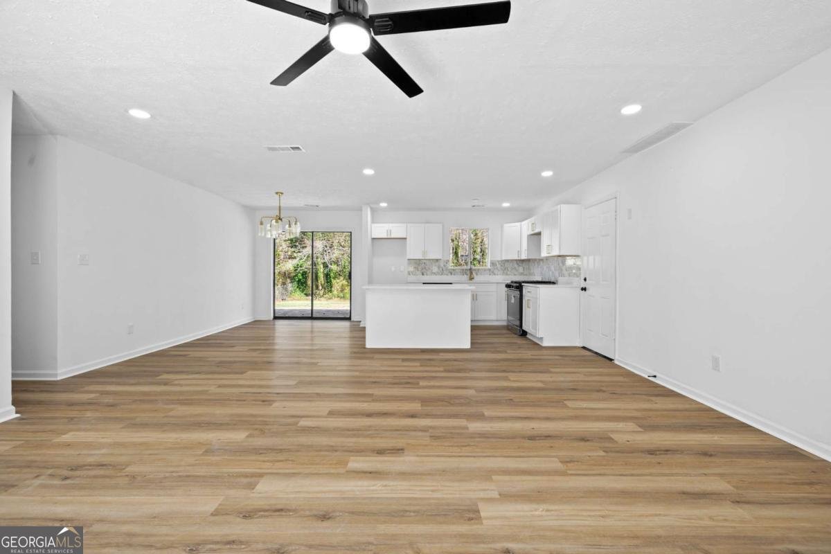 8212 Englewood Trail Riverdale - 6