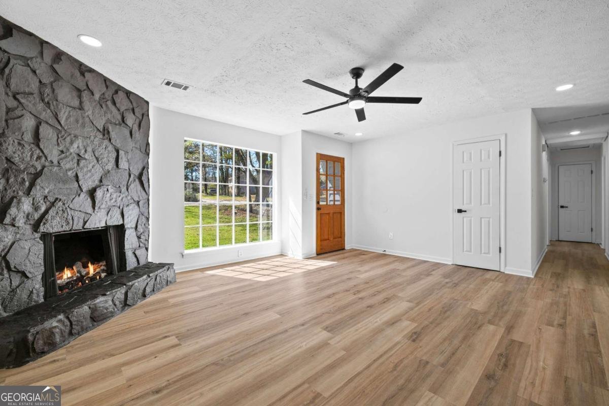 8212 Englewood Trail Riverdale - 9
