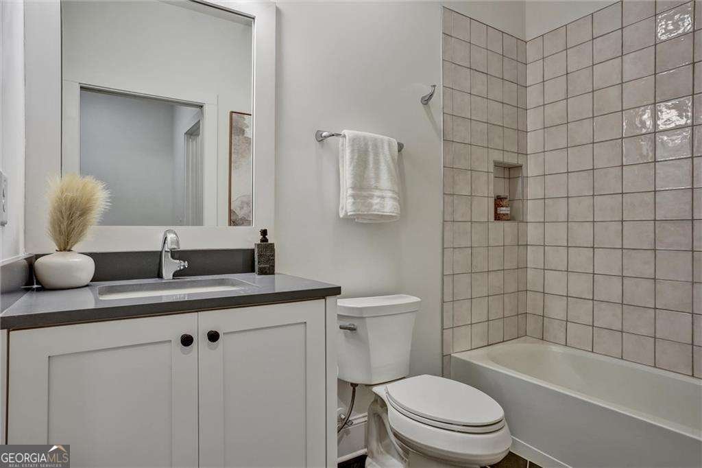 2159 James Alley Atlanta - 30