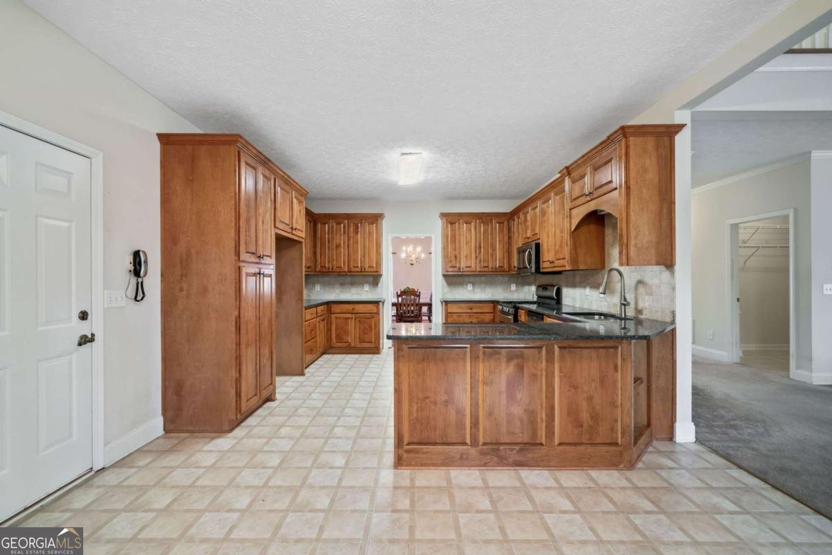 101 Hardwood Lane Canton - 16