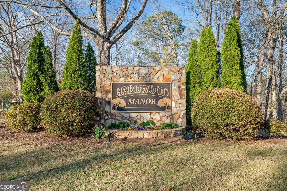 101 Hardwood Lane Canton - 46
