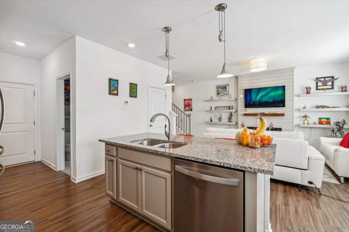 1484 BEN PARK Way Grayson - 14