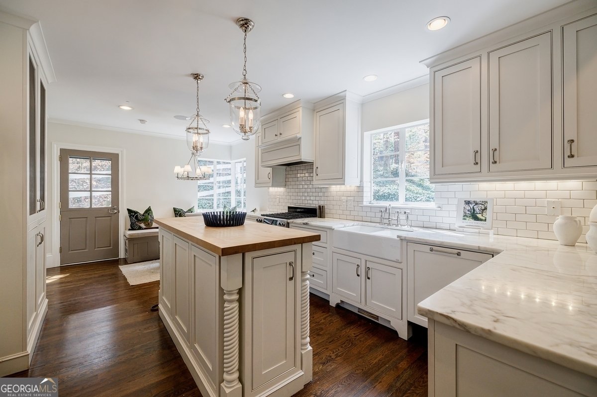 3790 Narmore Drive Atlanta - 108