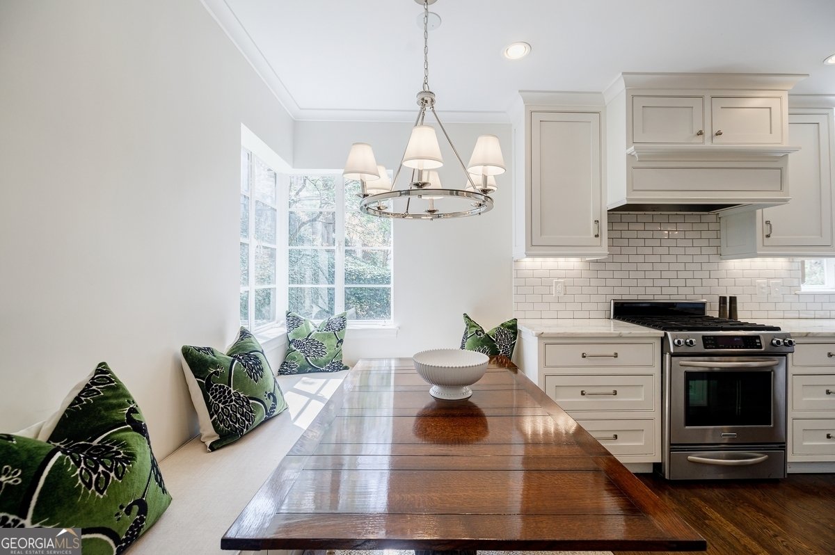 3790 Narmore Drive Atlanta - 111