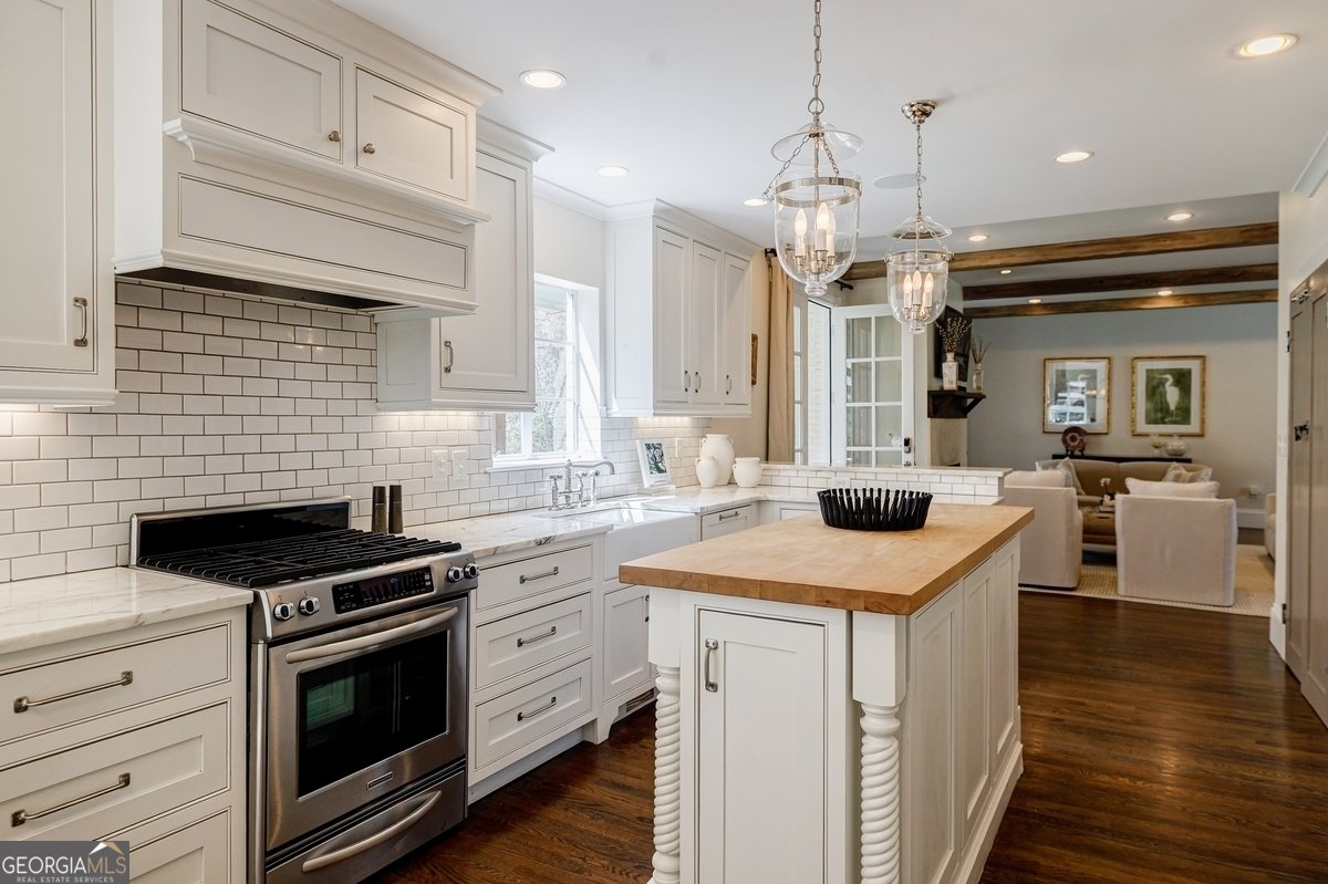 3790 Narmore Drive Atlanta - 112